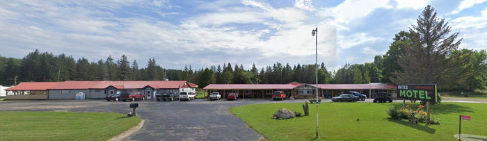 Bates Motel (Phils Bar Motel Cafe - Standard Super Service, Lone Wolf Saloon and Motel) - Web Listing